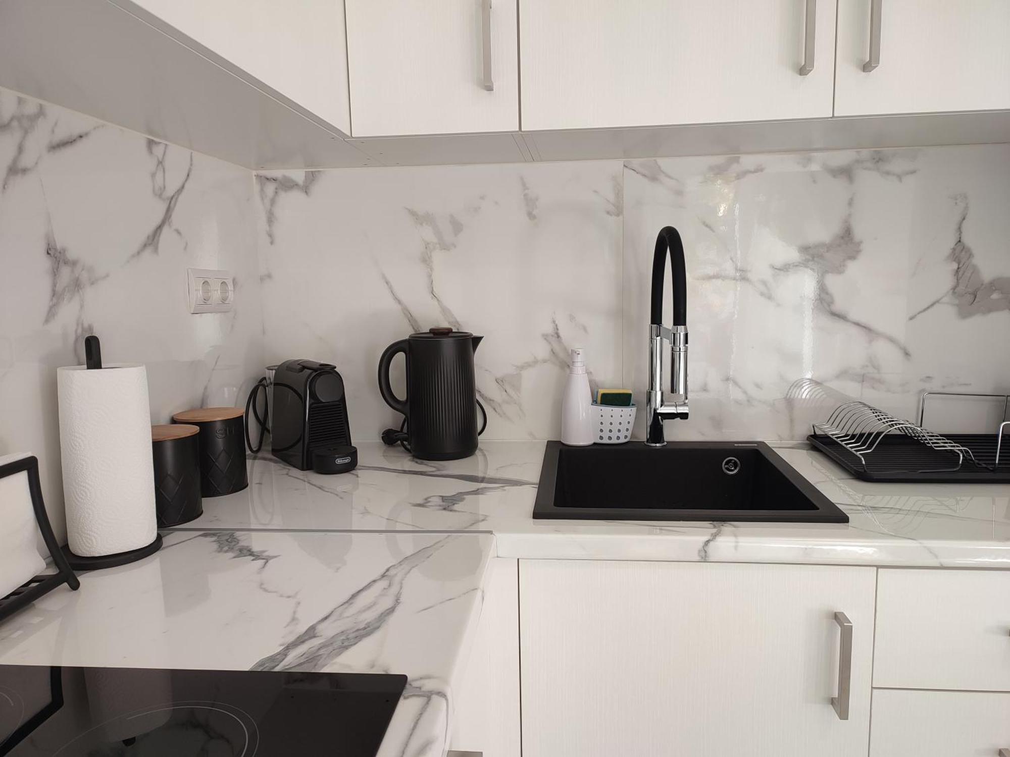 Elegant & Modern Apartment Near To Athens Riviera พีเรียส ภายนอก รูปภาพ